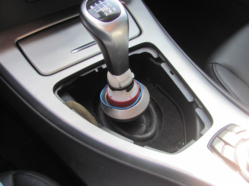 Чехол кулисы BMW 3 Series E90  2011 2.0 Дизель Полтава