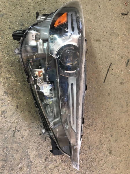 Фара Mazda CX-5 2017 г.  2.0 л бензин Днепр