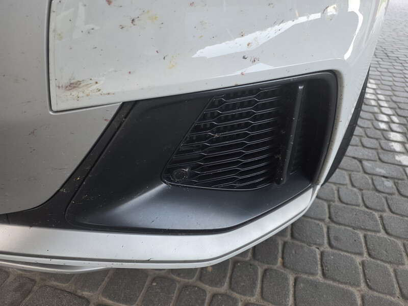 Решетка бампера Audi Q8 2024 г.  3.0 л бензин Ужгород