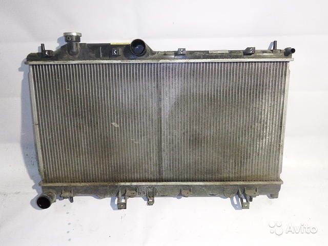 Радіатор охолодження Subaru Impreza  2009 хетчбек 2.0 Бензин 