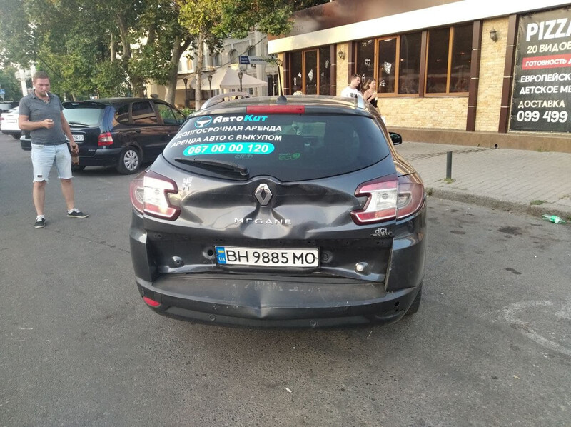 Дверь багажника 90 10 083 94R   Renault Megane