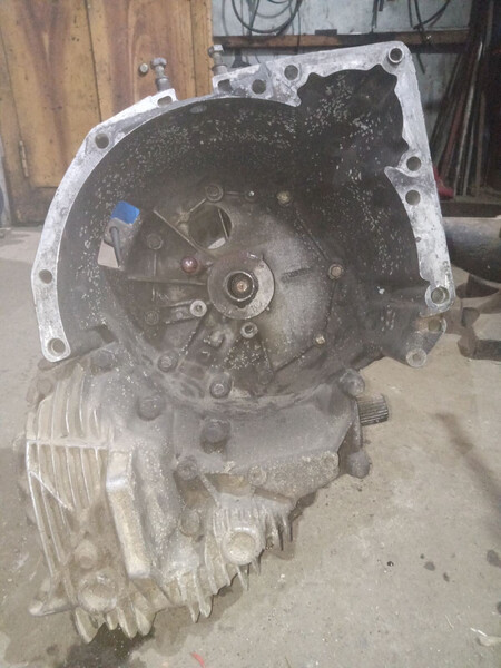 МКПП у зборі Renault Kangoo 1995 р.  2.0 л бензин Київ