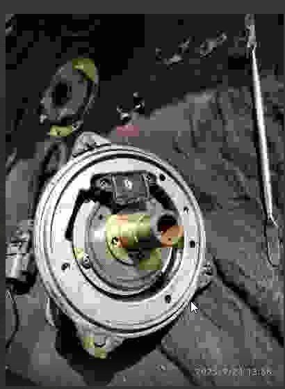 Трамблер 22100-D3502   Nissan Bluebird, Nissan Prairie