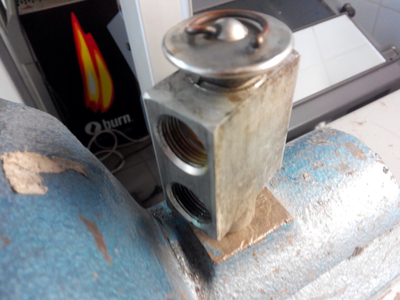 Клапан ТРВ Audi 100 двиг NC 2.0TDI 1990 2.0 Дизель Днепропетровск