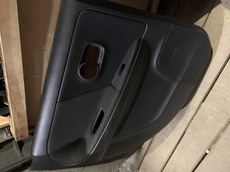 Карта дверей Nissan Note E11 хетчбек 2009 р.  1.5 л дизель Рівне