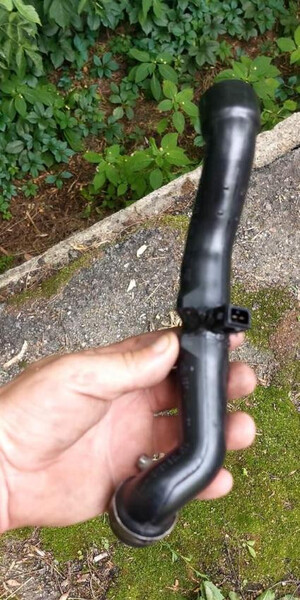 Патрубок отопителя Volkswagen T4 (Transporter)  1997 1.9 Дизель Днепр