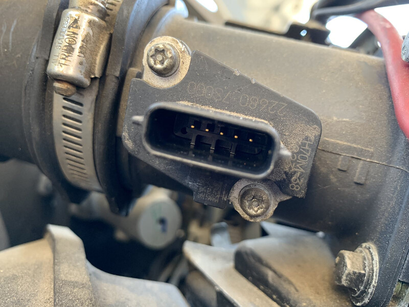 Розходомір повітря Nissan Almera N16  2005 хетчбек 1.5 Бензин 