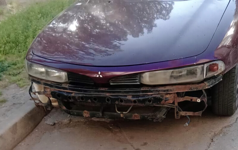 Бампер передний Mitsubishi Galant 7  1994 1.8 Бензин Запорожье