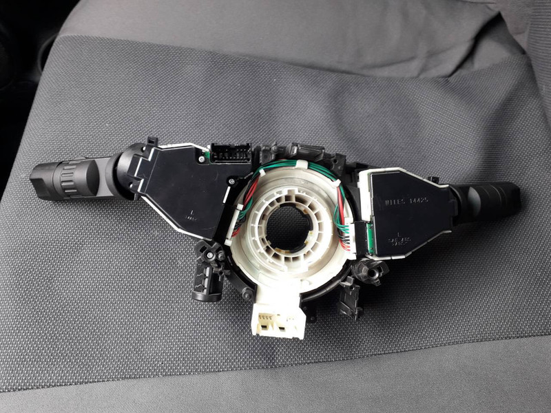 Подруоевые переключатели Nissan Murano Z50  2005 3.5 Бензин 