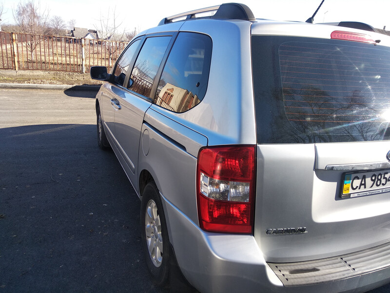 Фонарь задний левый Kia Carnival  2007 универсал 2.9 Дизель Черкассы