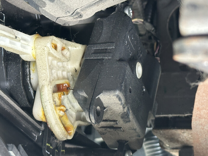 Механизм заслонки печки регулировки положения Nissan Qashqai J10  2008 2.0 Бензин 