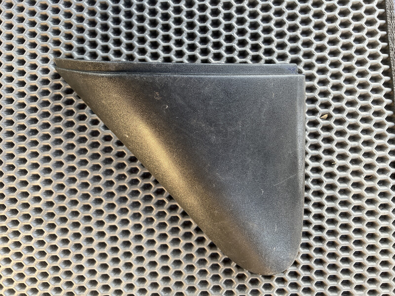 Накладка зеркала левая 6388110407   Mercedes Vito