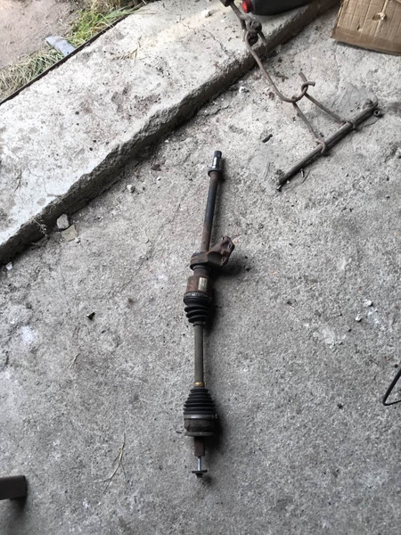 Рулевая рейка в сборе правая Mazda 3  2003 1.6 Бензин Odessa