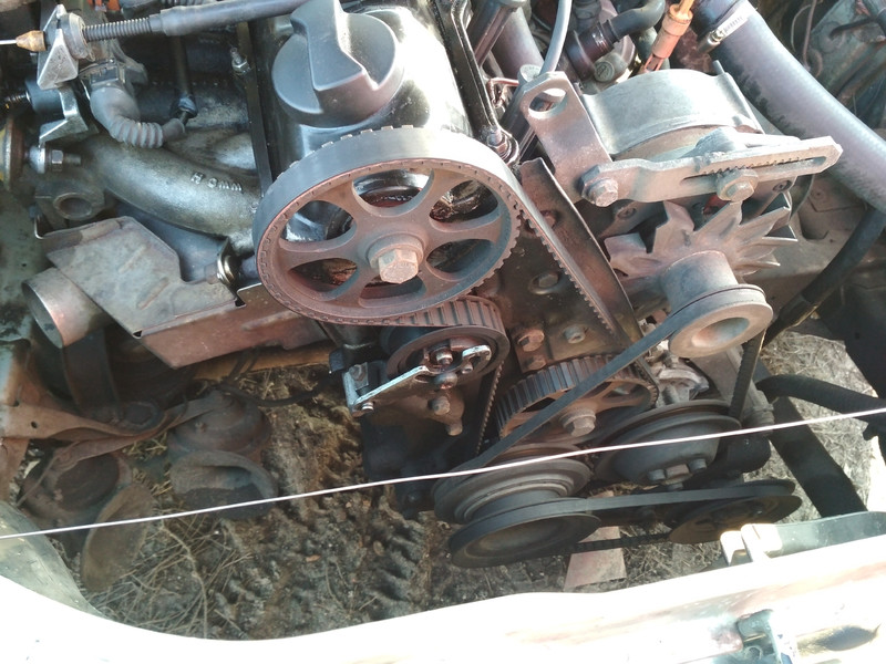 Кожух ременя ГРМ Audi 100 C4  1991 2.0 Бензин Олександрія