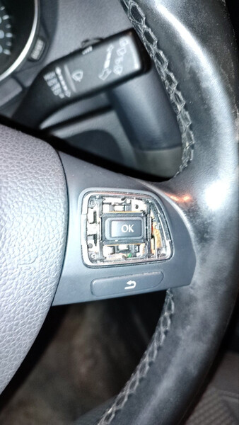 Кнопки на кермо Volkswagen Golf 6  2010 універсал 1.4 Бензин Луцьк