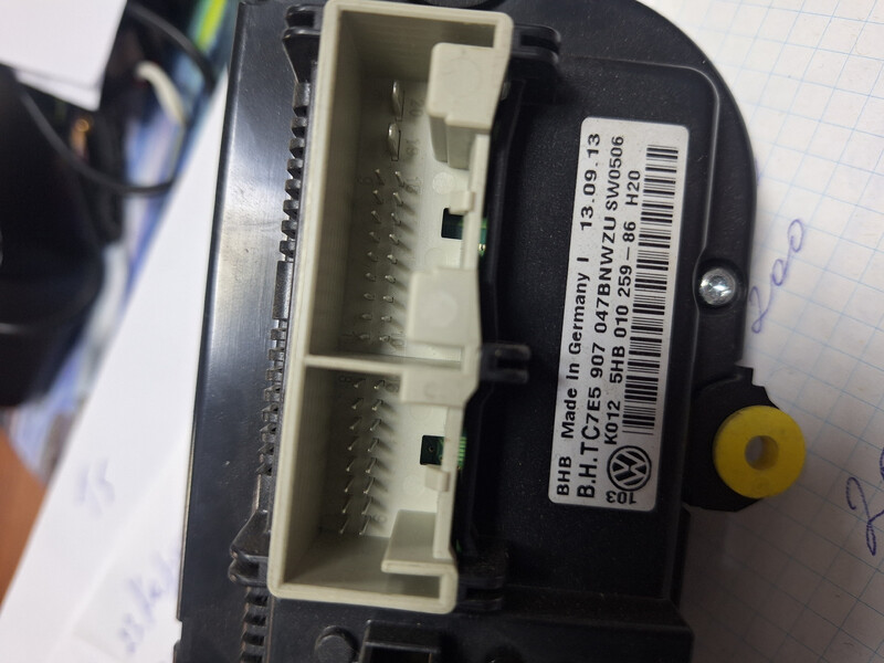 Блок климата Volkswagen T5 (Transporter)  2013 2.0 Дизель Бердичів