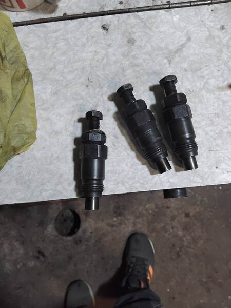 Дизельная форсунка Kia Besta  1998 купе 2.0 Дизель Нежин