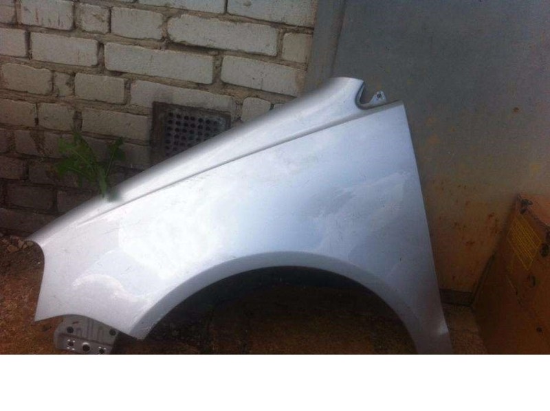 Крило леве Volkswagen Polo 4 хетчбек 2006 р.  1.4 л бензин Вінниця