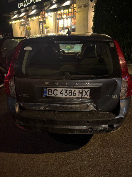 Задний бампер Volvo V50 универсал 2012 г.  1.6 л дизель Луцк