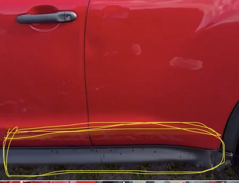 Пластиковий порог Nissan Juke  2017 хэтчбек 1.6 Бензин Киев