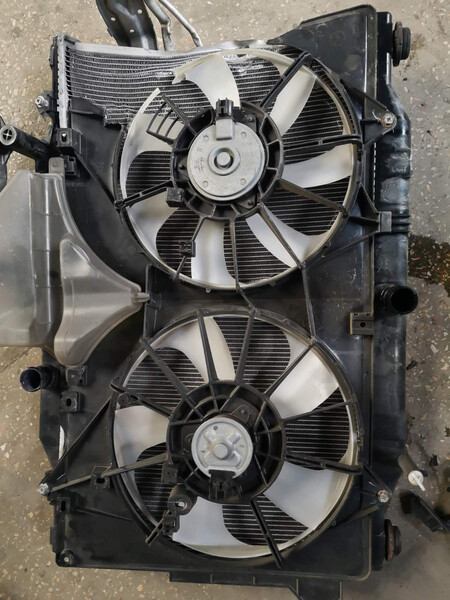 Диффузор радиатора охлаждения в сборе с вент Mazda CX-5 2016 г.  2.5 л бензин Одесса