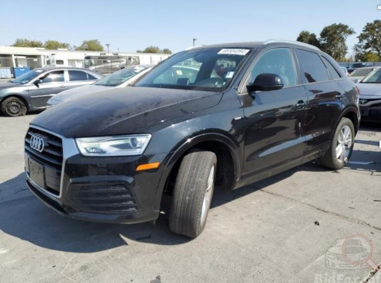 Бампер передний Audi Q3  2018 Киев