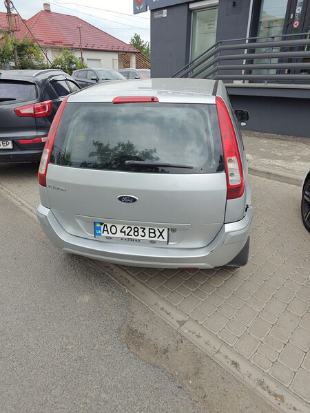 Задний бампер Ford Fusion  2011 универсал 1.4 Бензин 
