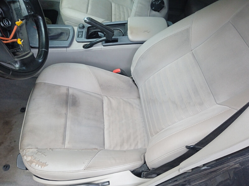 Переднее сиденье Volvo V50 универсал 2009 г.  1.6 л Виноградов