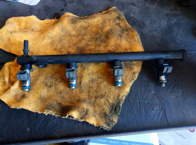 Топливная рампа 00064100   Dacia Logan, Dacia Logan MCV, Renault Kangoo, Renault Logan, Renault Megane, Renault Symbol