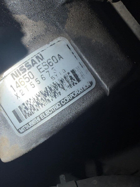 Вакуумній насос Nissan X-Trail T30  2006 2.2 Дизель 