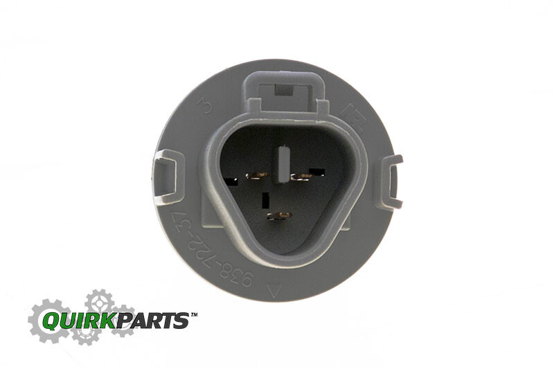 Патрон лампы поворота в фаре Nissan Rogue  2014 2.5 Бензин 