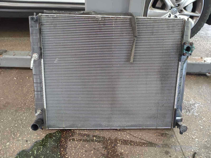 Радиатор охлаждения двигателя Infiniti FX FX30D 2013 3.0 Дизель Ирпень