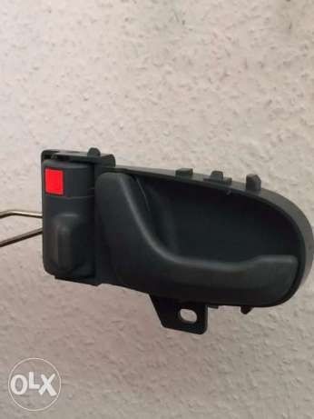 Внутренние ручки двери Suzuki Swift  1995 1.6 Бензин Одесса