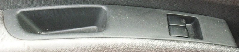 Кнопки склопідйомника Nissan Micra K12  2008 хетчбек 1.3 Бензин 