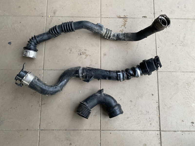 Патрубки інтеркулера Renault Duster 2020 г.  1.5 л дизель Городенка