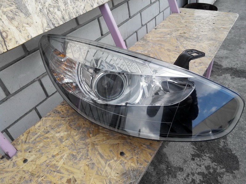 Фара передняя левая Renault Fluence  2013 5.0 Бензин Днепропетровск