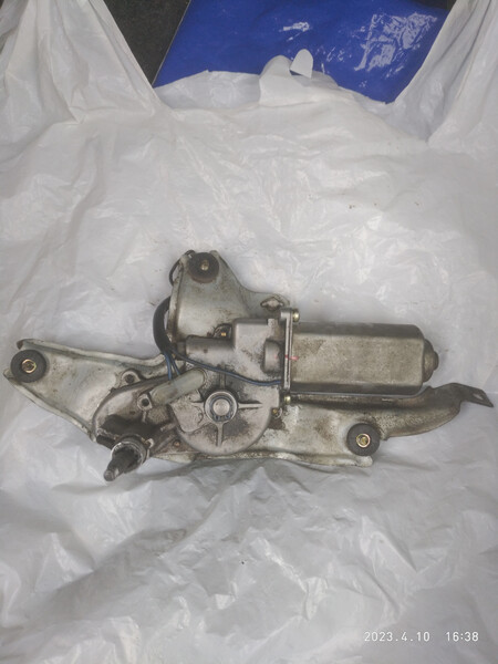 Моторчик заднего дворника 85130-12860   Toyota Corolla