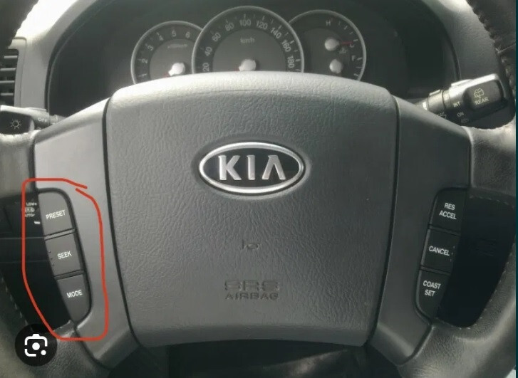 Кнопки руля (левая сторона) Kia Sorento  2007 2.5 Дизель Киев
