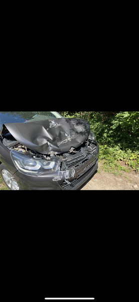 Капот Citroen C4 хэтчбек 2015 г.  1.6 л дизель