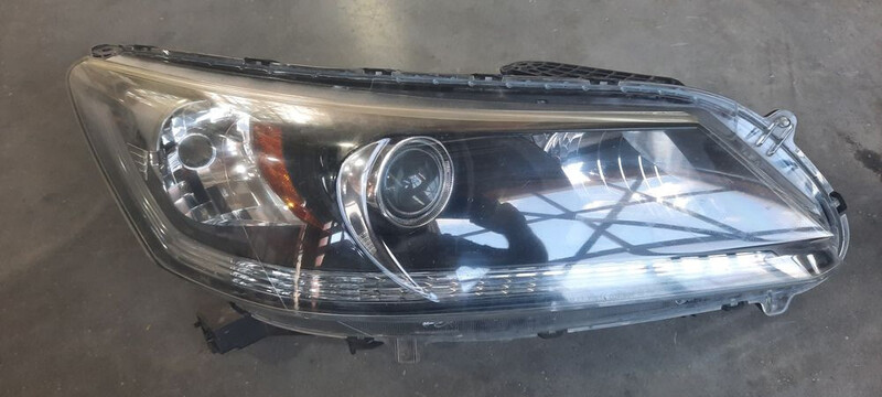 Основная фара правая - вставка 33100-T2A-A01   Honda Accord, Honda Accord USA