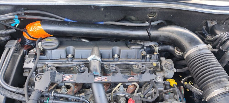 Патрубок интеркулера Citroen Xantia  2001 хэтчбек 2.0 Дизель 