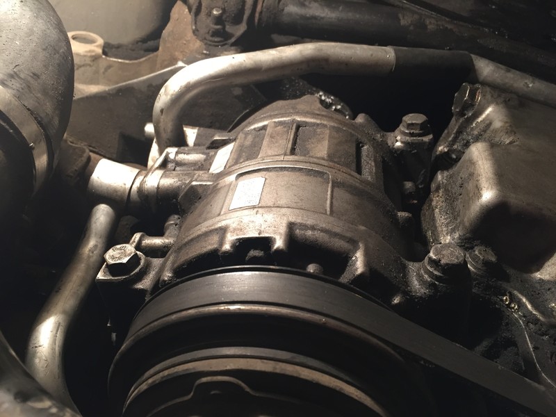 Компрессор кондиционера 447220-8145   Skoda Superb