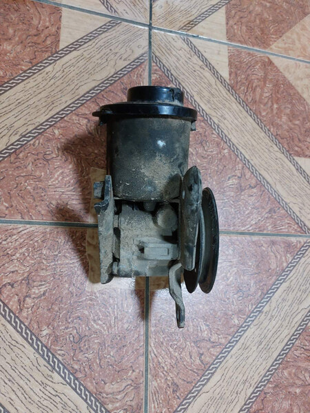 Насос ГУР Nissan Patrol Y61  2000 4.9 Бензин 