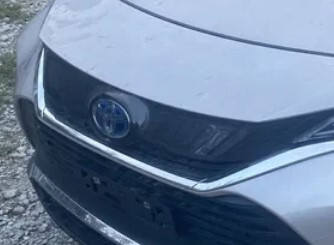 Радиаторная решетка з емблемою Toyota Venza AWD Hybrid Limited 2021 2.4 Гибрид 