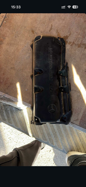 Крышка мотора декоративная Mercedes-Benz Sprinter  2006 2.7 Дизель Измаил