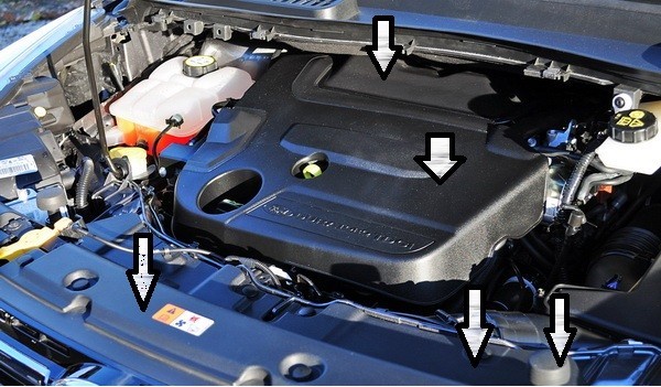 Крышка мотора, крышка замка Ford Kuga  2010 2.0 Дизель Сумы