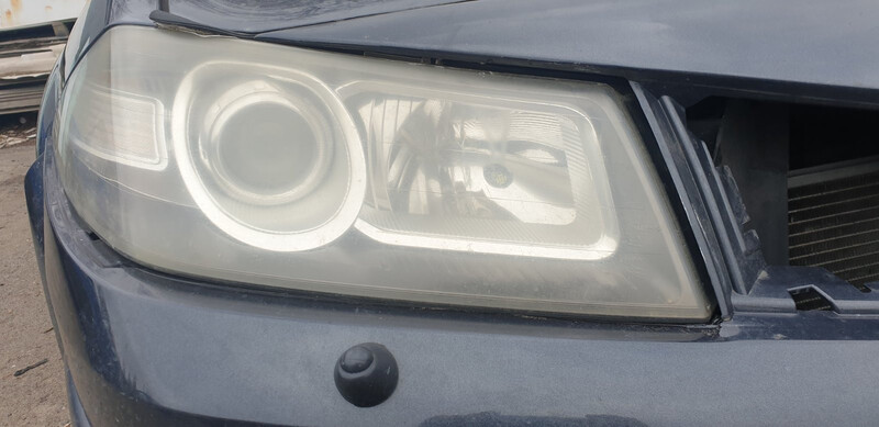 Фара передняя Renault Megane 2 2006 купе  Электро 