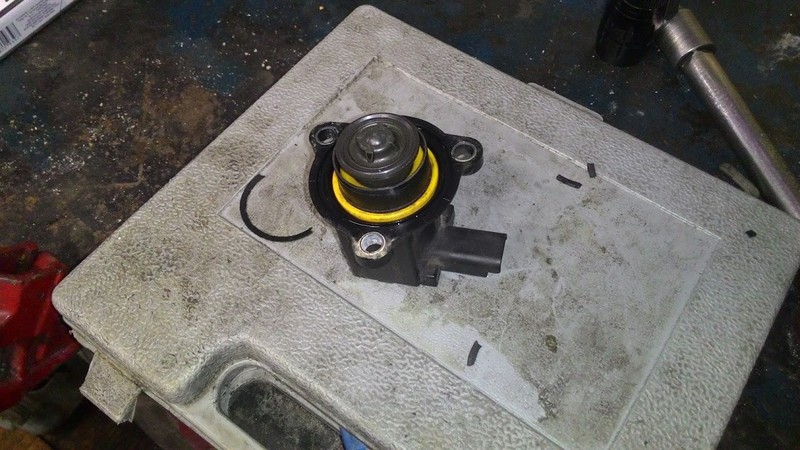 Байпасс клапан турбины Peugeot 308  2008 1.6 Бензин Киев