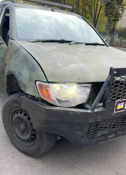 Фара передняя Mitsubishi L 200  2006 2.5 Дизель Кременчуг
