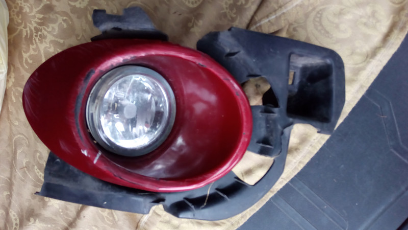 Противотуманна фара в зборі Citroen Berlingo  2012 1.6 Дизель 